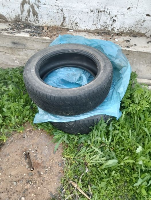 Продам шины 2 штуки