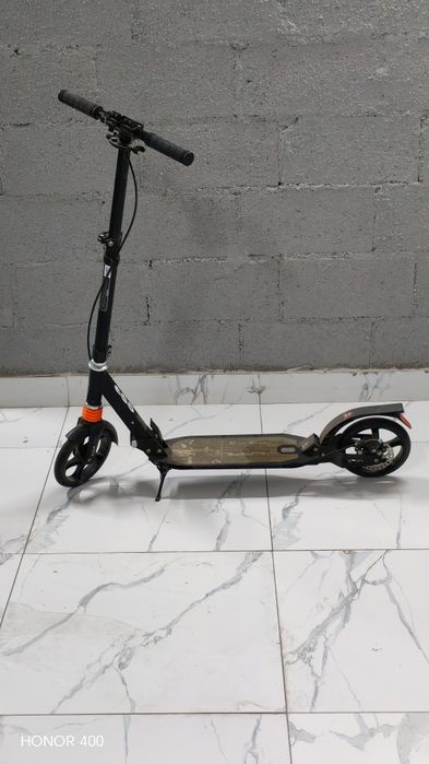 Продам самокат Urban Scooter