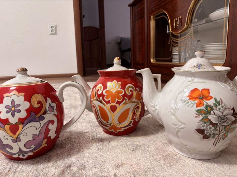 Уютные чайники для дома и дачи (фарфор)