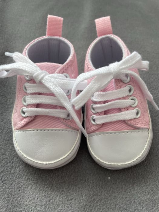 Бебешки обувки розов цвят