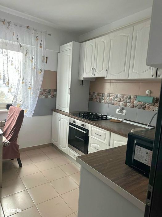 Apartament cu 2 camere, decomandat, Central, 56mp, 145.000 euro