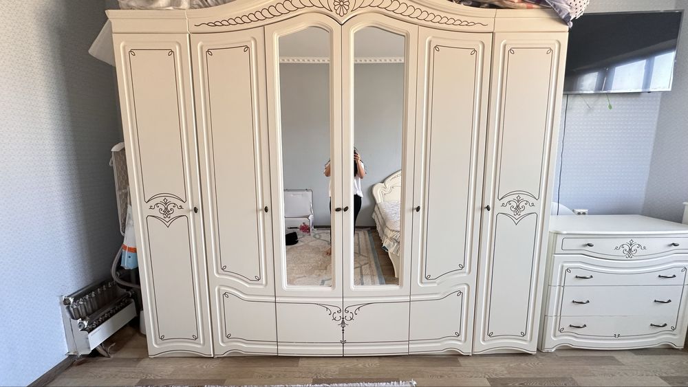 Спальный гарнитур.