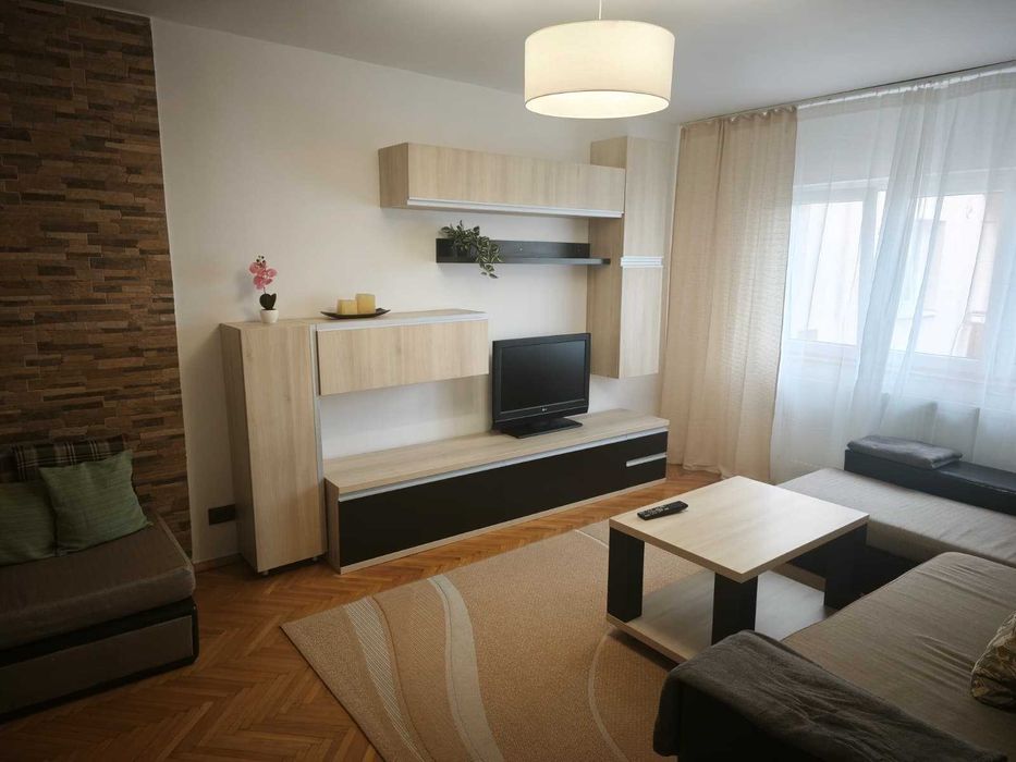Inchiriez Apartment cu 3 Camere si Loc de Parcare in Gheorgheni, zona Blvd. Nicolae Titulescu