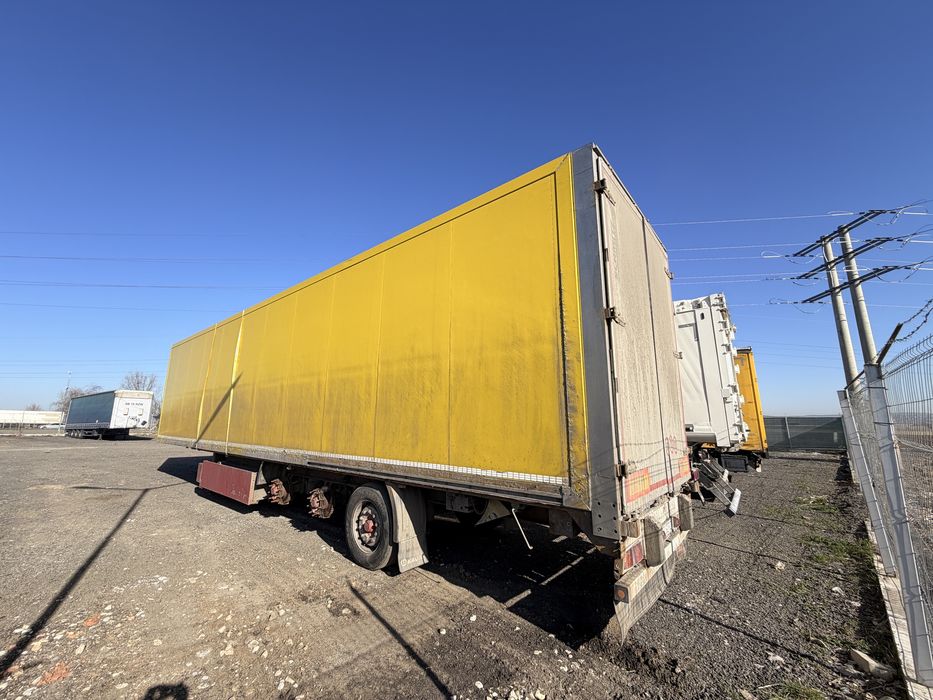 Semiremorca Krone Box avariata