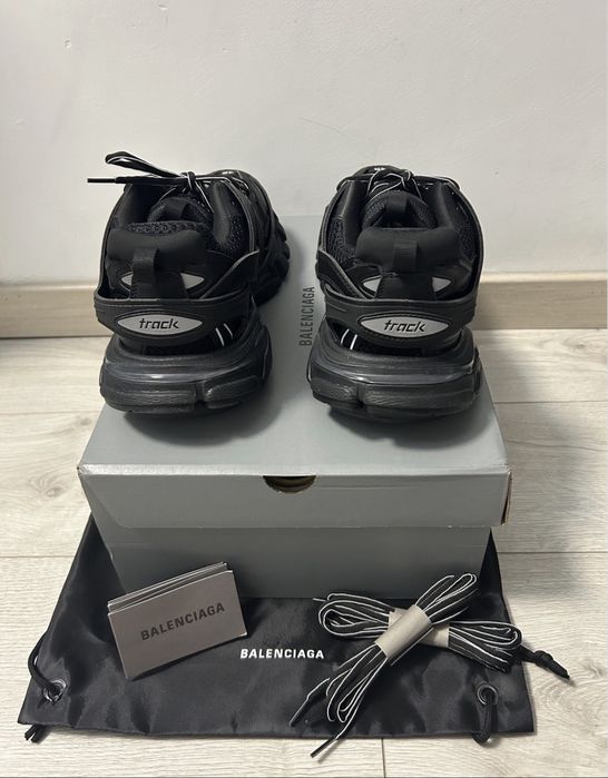 Balenciaga Track