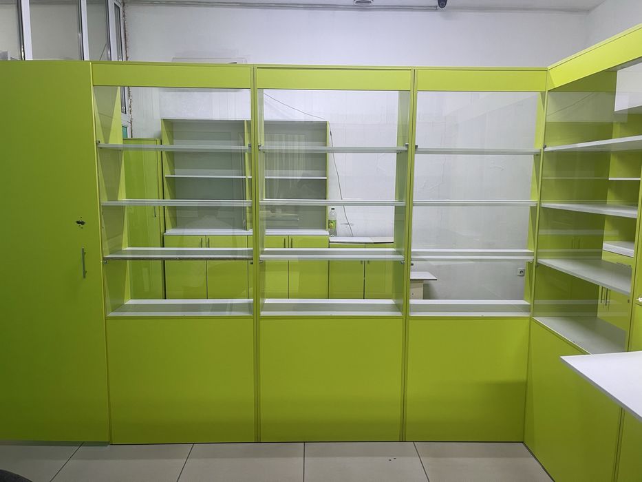 Продам мебель для аптека