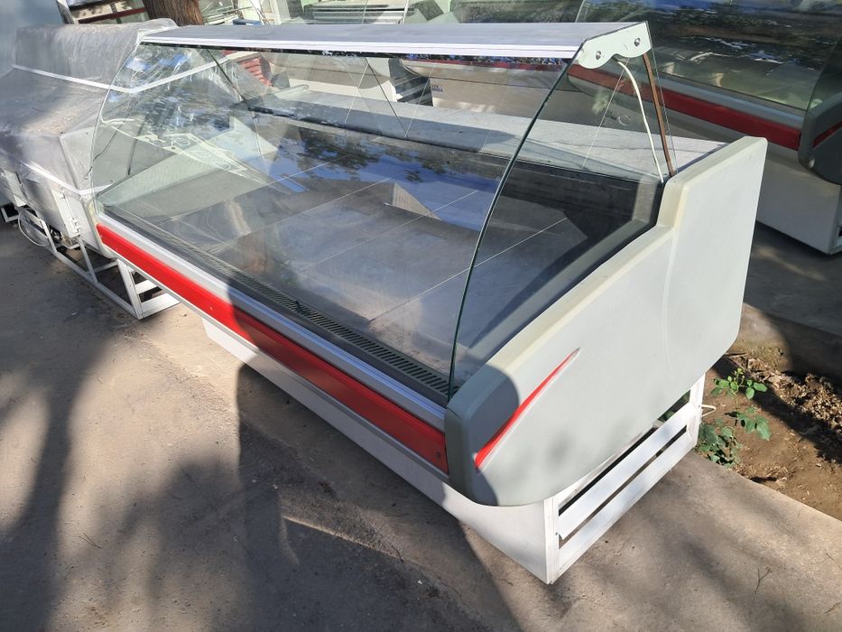 Азн витрина сотилади