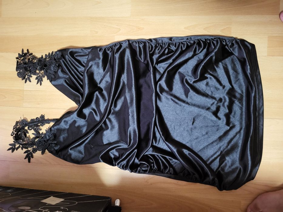 Rochie superbă neagră