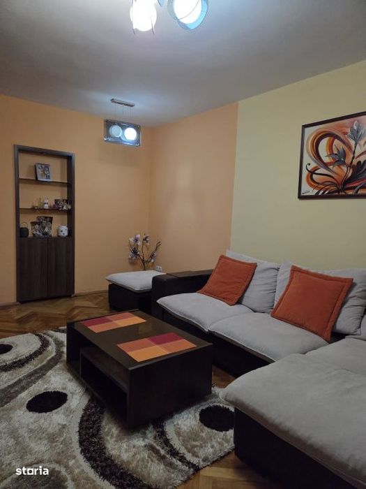 Apartament 2 camere -zona Stefan Cel Mare