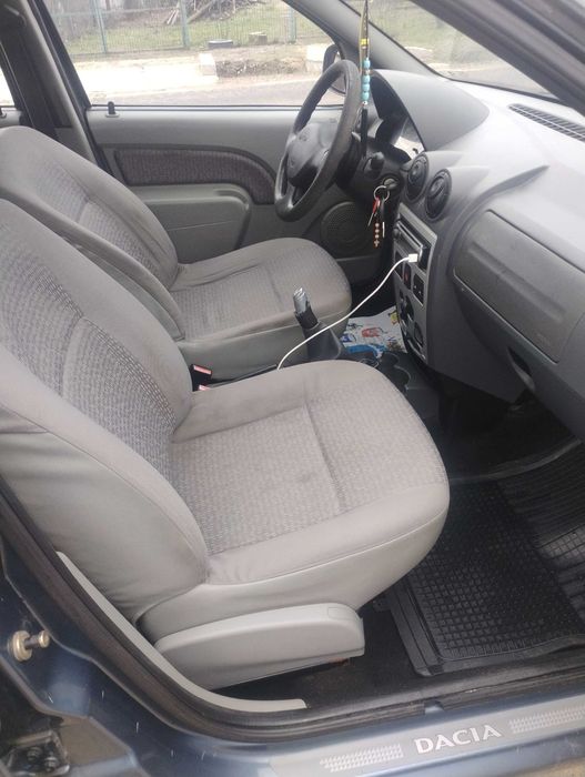 Logan 1.4 mcv 2650€