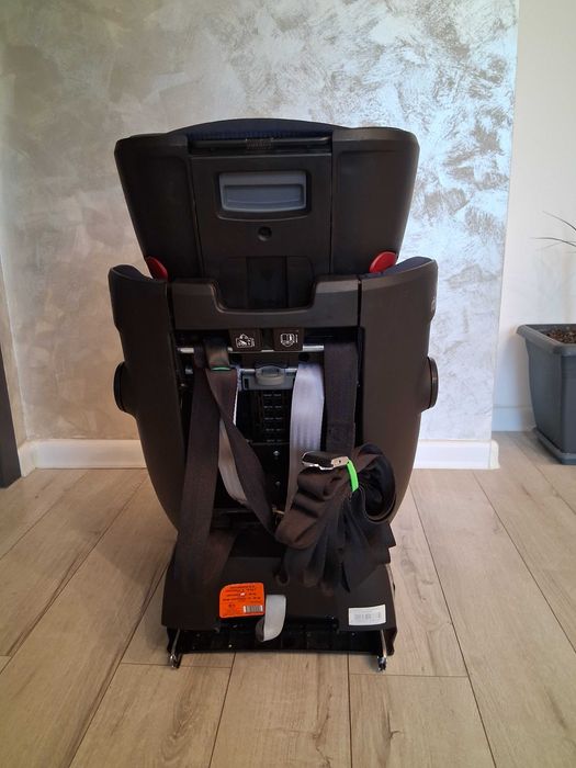 Scaun auto Britax Römer ADVANSAFIX IV R, ISOFIX, 9–36 kg