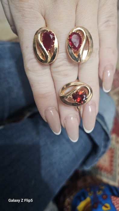 Продам золотой набор