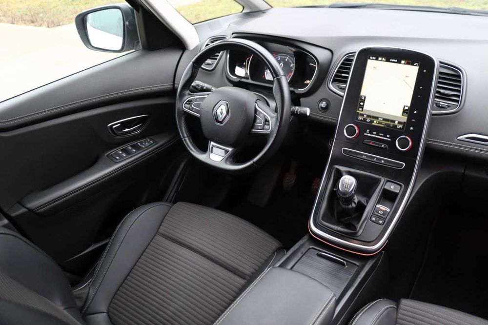 Renaul Grand Scenic 2018 1.3 GPL