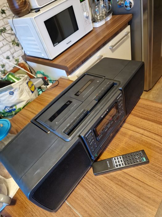 Sony CFD 250L,cu telecomanda,sunet excelent