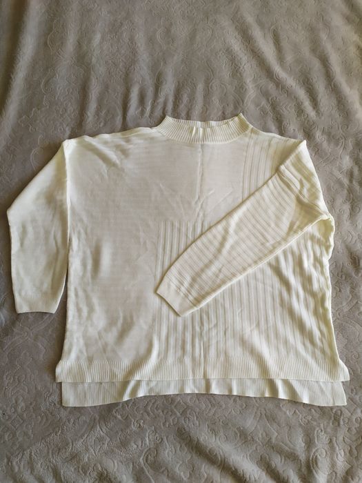 Продам бомбер женский и кофты оверсайз