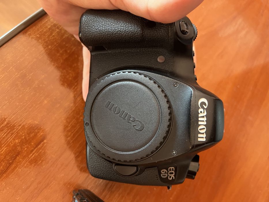 Canon eos  6d body