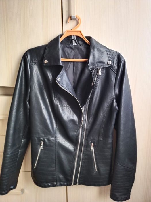 Куртка кожаная женская