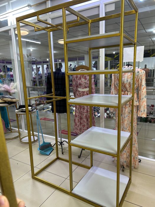Продам рейл для бутика
