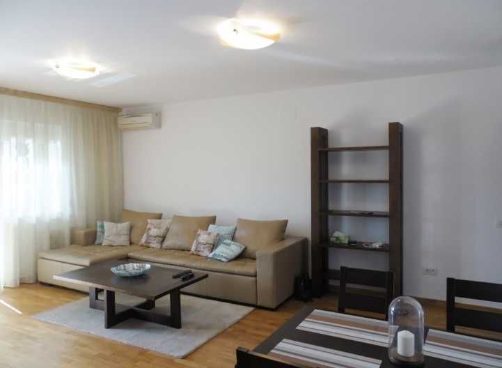 Дава се под наем Двустаен апартамент в Пловдив, Христо Смирненски - 57 кв.м за 219.3 € - Снимка #1