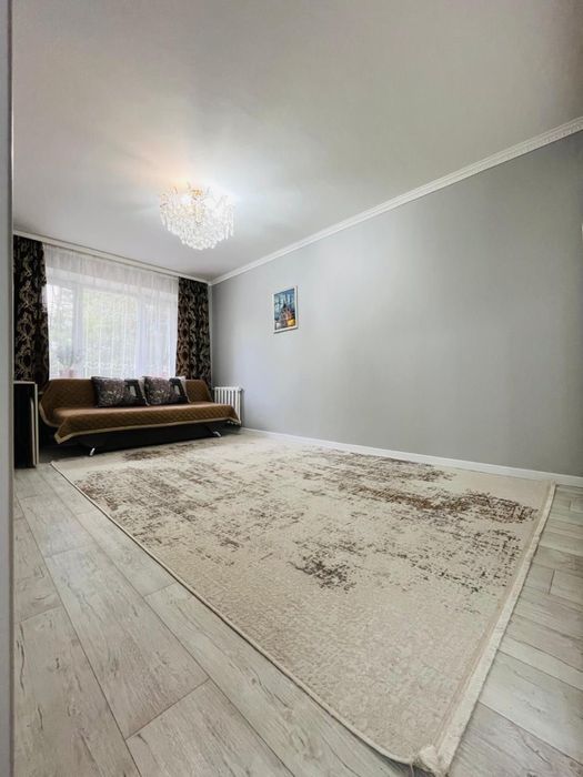 Продам 2х ком куартиру в 4 мкр