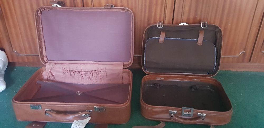 Куфари от естествена кожа