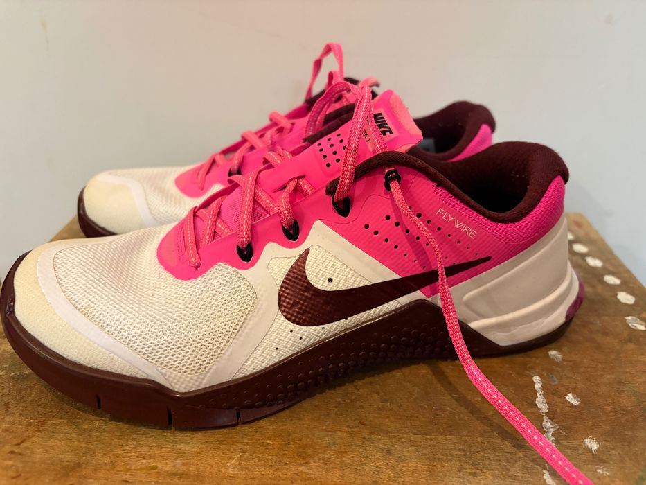 Дамски маратонки - Nike Metcon