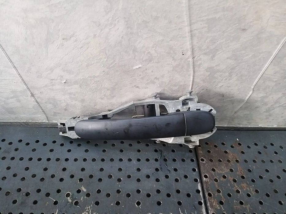Maner usa stanga spate vw golf 5 1k