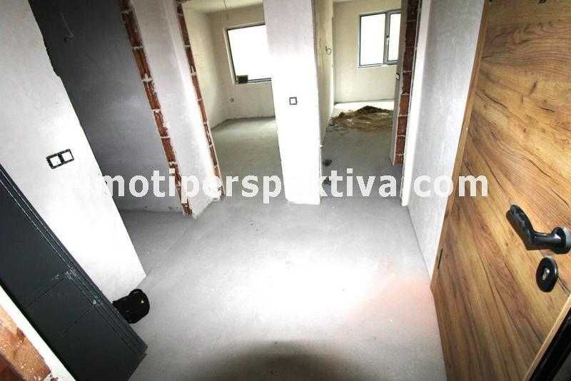 Продава се Тристаен апартамент в Пловдив, Христо Смирненски - 106 кв.м за 752 €/кв.м - Снимка #8