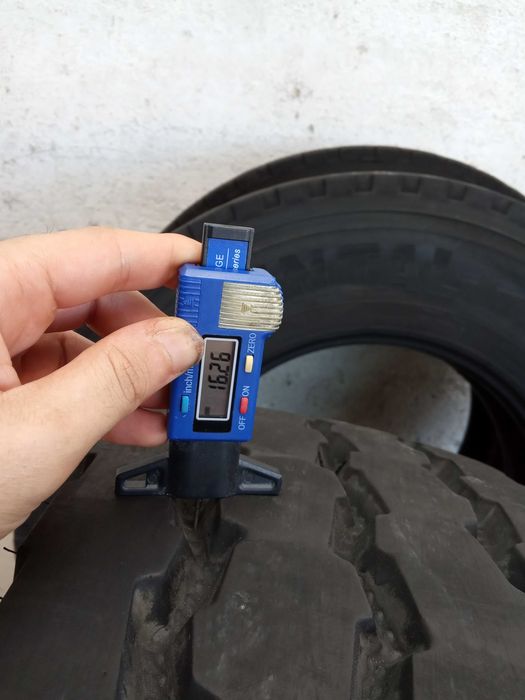 Тежкотоварни гуми 11R22.5 Continental Construction HSC1 148/145K M+S