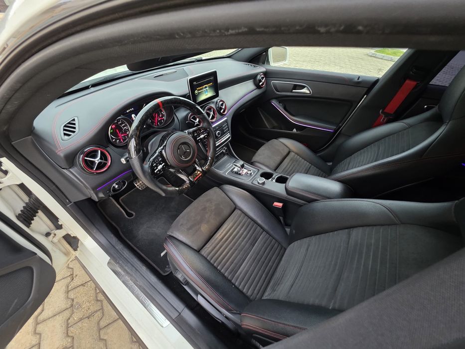 Mercedes Benz CLA 45 AMG 4 Matic