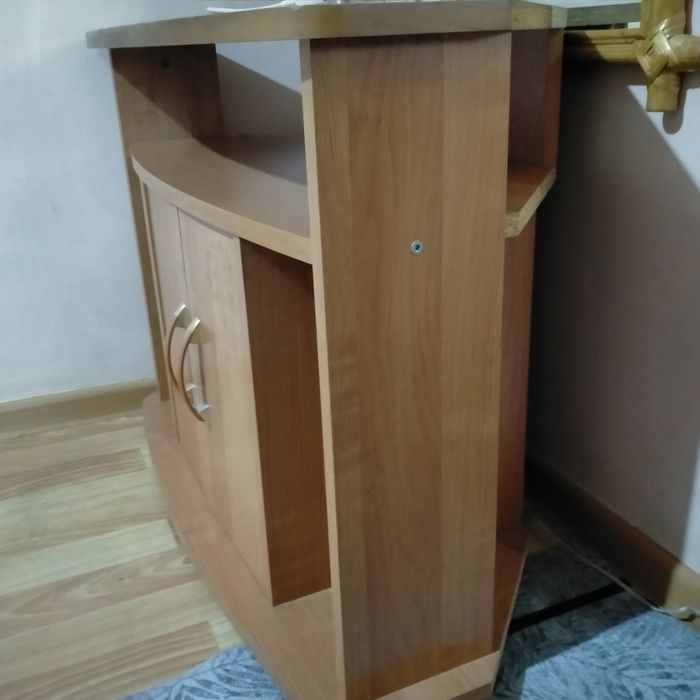 Тумбочка под телевизор