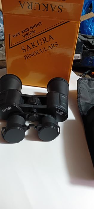 Binoclu Sakura 20x 50 superrr.