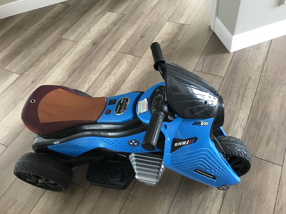 Детсктй мотоцикл продам 7000