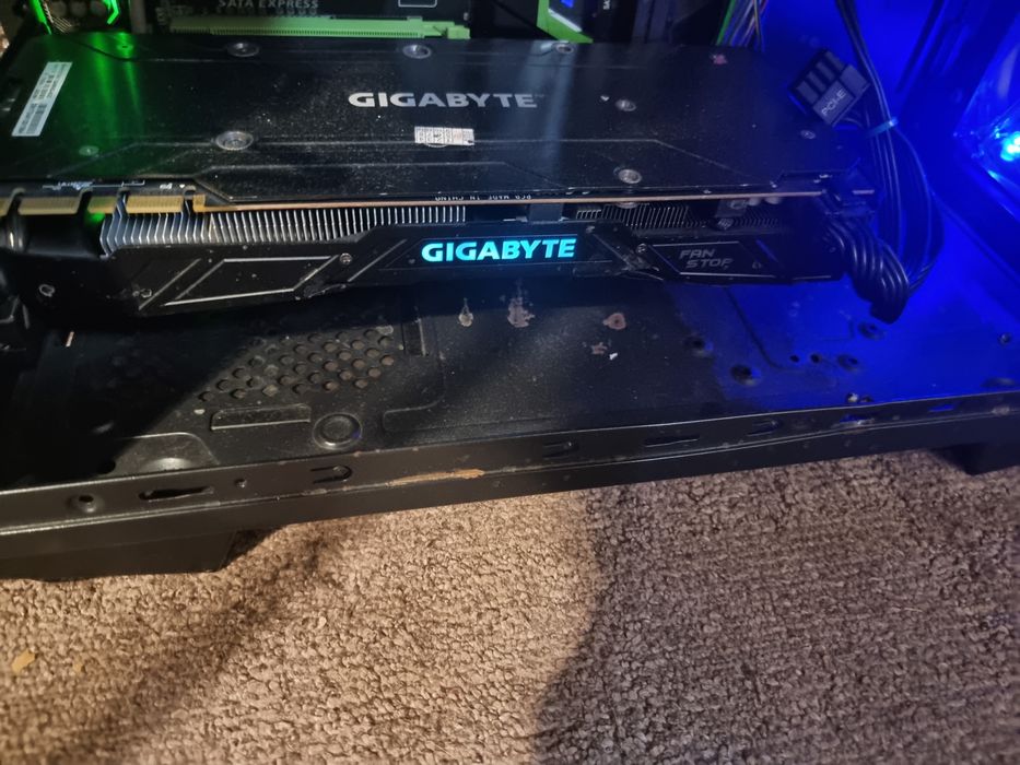 Vand placa video GTX 1070 G1