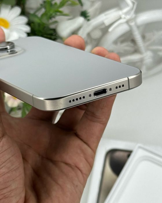 IPhone 15 pro 256 Gb