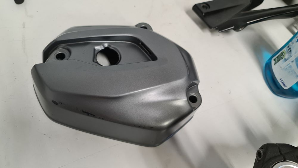 Capac motor nou chiuloasa   Dreapta Bmw R1200GS K50  R1200R  stanga