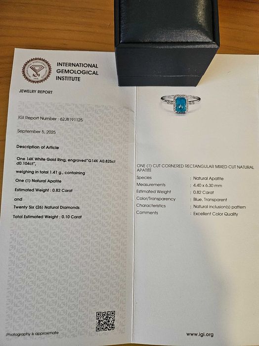 Пръстен, 14k бяло злато с естествени диаманти,  IGI сертификат