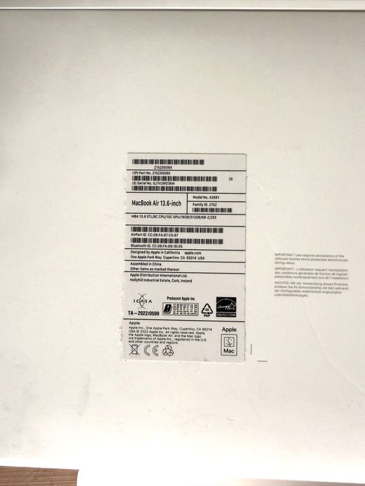 Apple MacBook Air 13.6" M2 – 16GB RAM / 512GB SSD