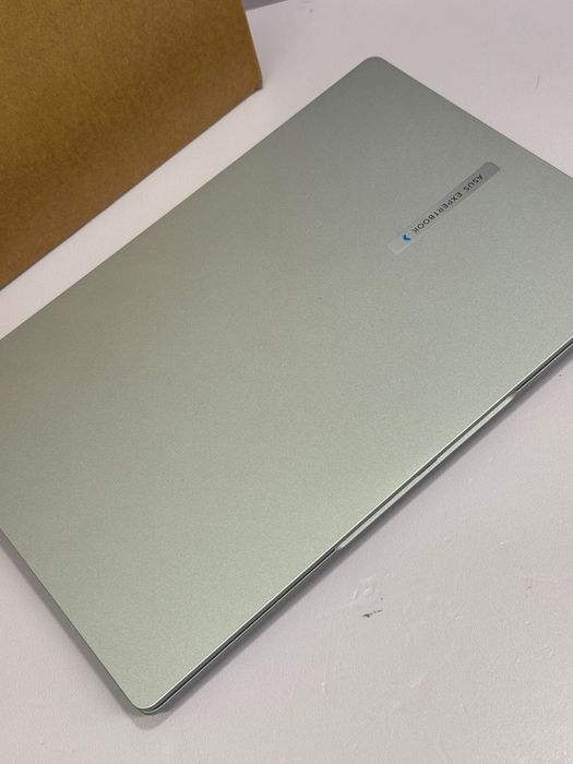 Ноутбук ASUS core i5-13420 СР32931