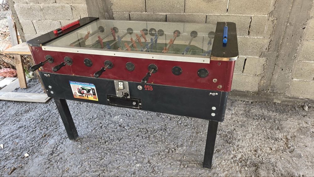 Продавам джага Марадона