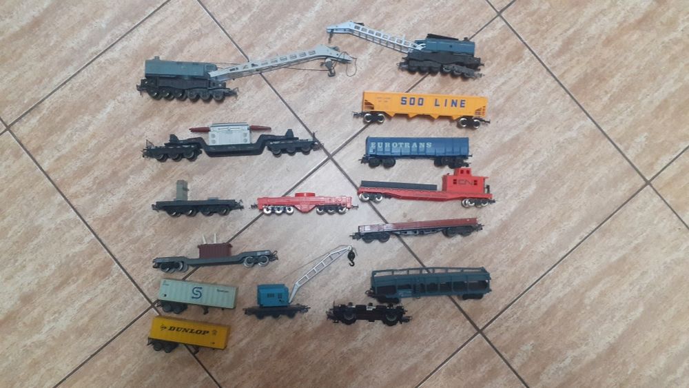 Macarale&vagoane trenulet electric HO