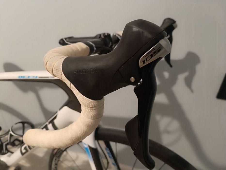 Giant Defy Advanced 2 (Размер M) – Карбон