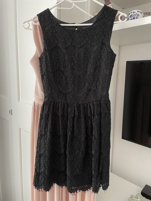 Rochie neagra rochii negre rochita 34-36