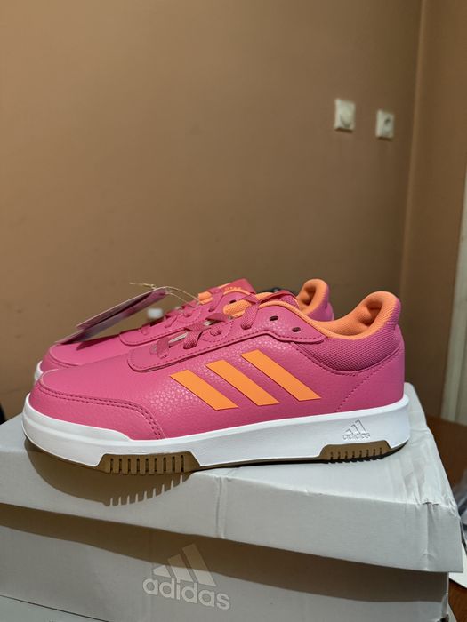 Маратонки adidas