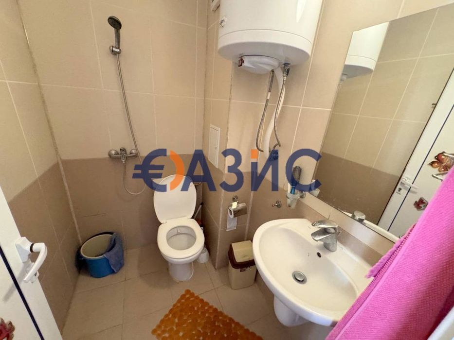 Продава се Двустаен апартамент в с. Равда, Област Бургас - 74 кв.м за 1372 €/кв.м - Снимка #13