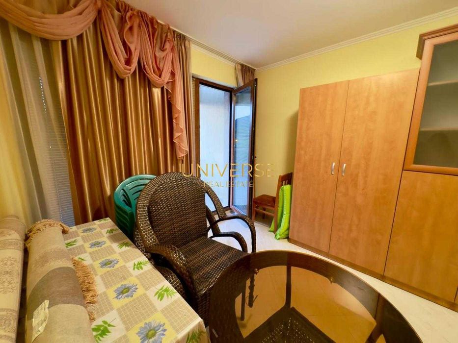 Продава се Четиристаен апартамент в Свети Влас - 295 кв.м за 950 €/кв.м - Снимка #3