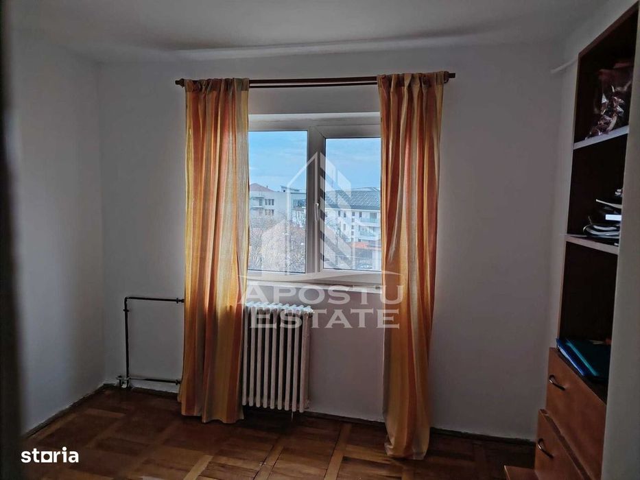 Apartament cu 3 camere, de vanzare, zona Girocului, Timisoara