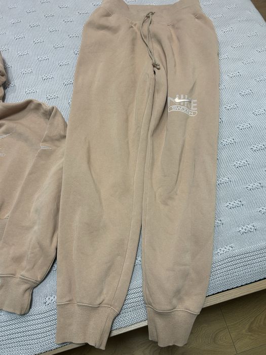 Дамси Анцунг Nike