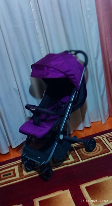 Kolyaska chemodan sotiladi