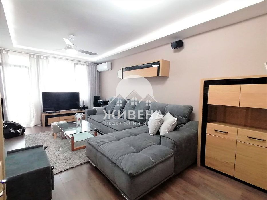 Дава се под наем Четиристаен апартамент в Варна, Чайка - 152 кв.м за 1246.44 € - Снимка #5